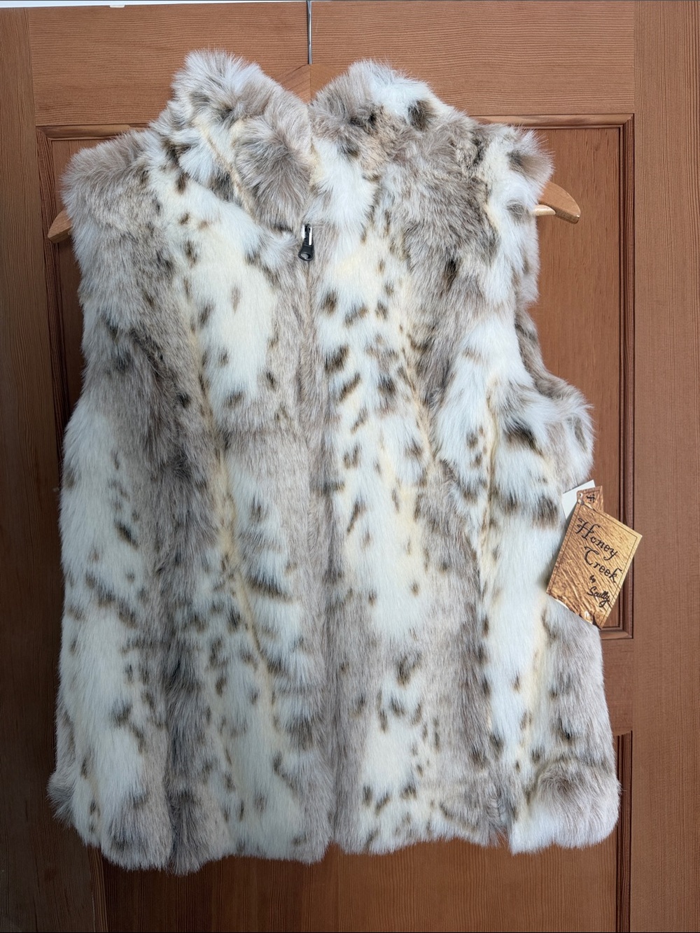 Scully Faux Fur reversible Speckled Cream & Taupe Vest